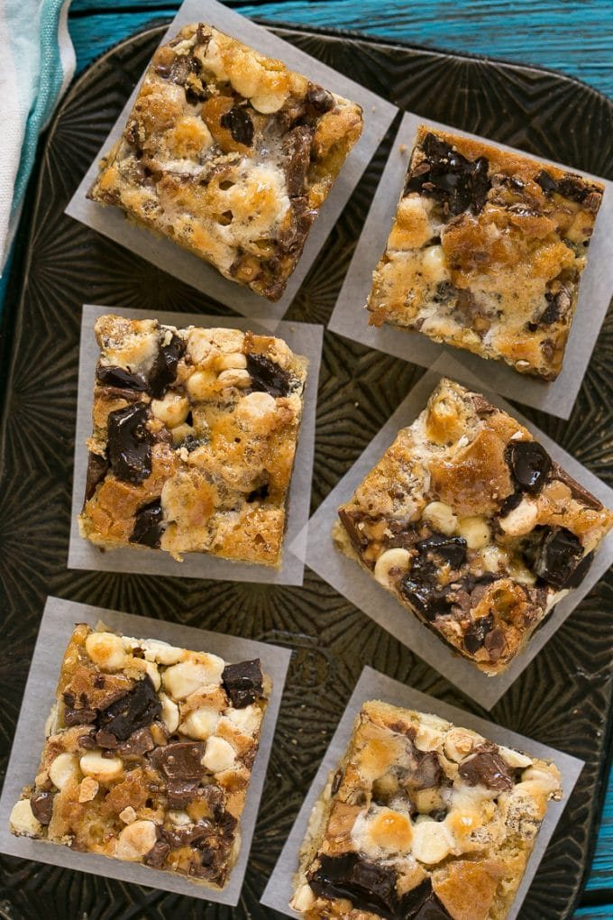 These Rocky Ledge Bars are the FINEST cookie bar full of three kinds of chocolate, marshmallows and toffee.