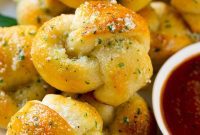 Golden Garlic Twists