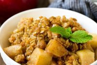 Homemade Apple Crisp Delight