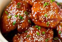 Fall-Off-The-Bone Slow Cooker Chicken Thighs
