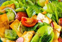 Tangy Mediterranean Crunch
