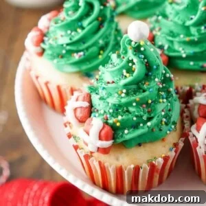 A picture of some Christmas tree cupcakes.