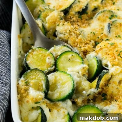 Zucchini gratin with creamy zucchini, cheese and crispy breadcrumbs.