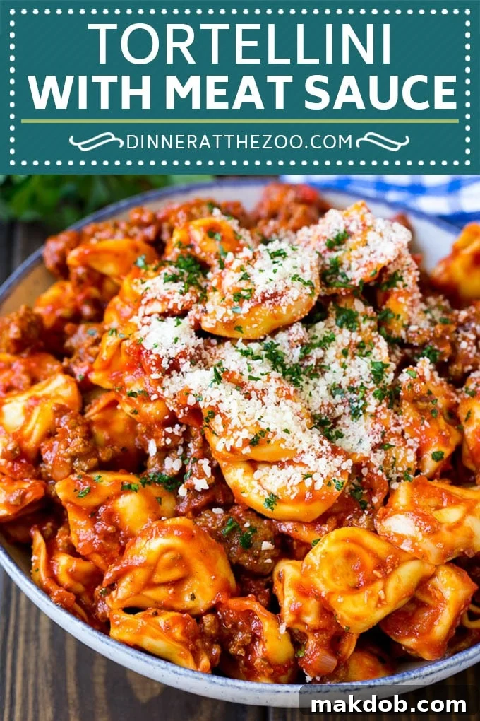 Cheese Tortellini in Meat Sauce #tortellini #pasta #sauce #dinner #dinneratthezoo #cheese