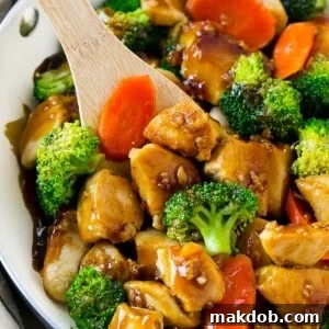20 Easy One-Pot Chicken Dinners 22 A tantalizing pan of honey garlic chicken stir fry, with chicken and crisp vegetables coated in a sweet and savory sauce.