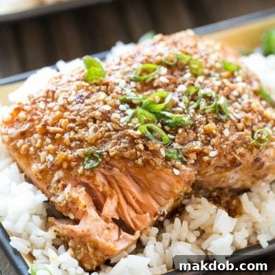 Honey Garlic Glazed Salmon with Almond Crunch 2 This recipe for almond crusted salmon with honey garlic sauce is a healthy and quick 7 ingredient meal that's full of flavor.
